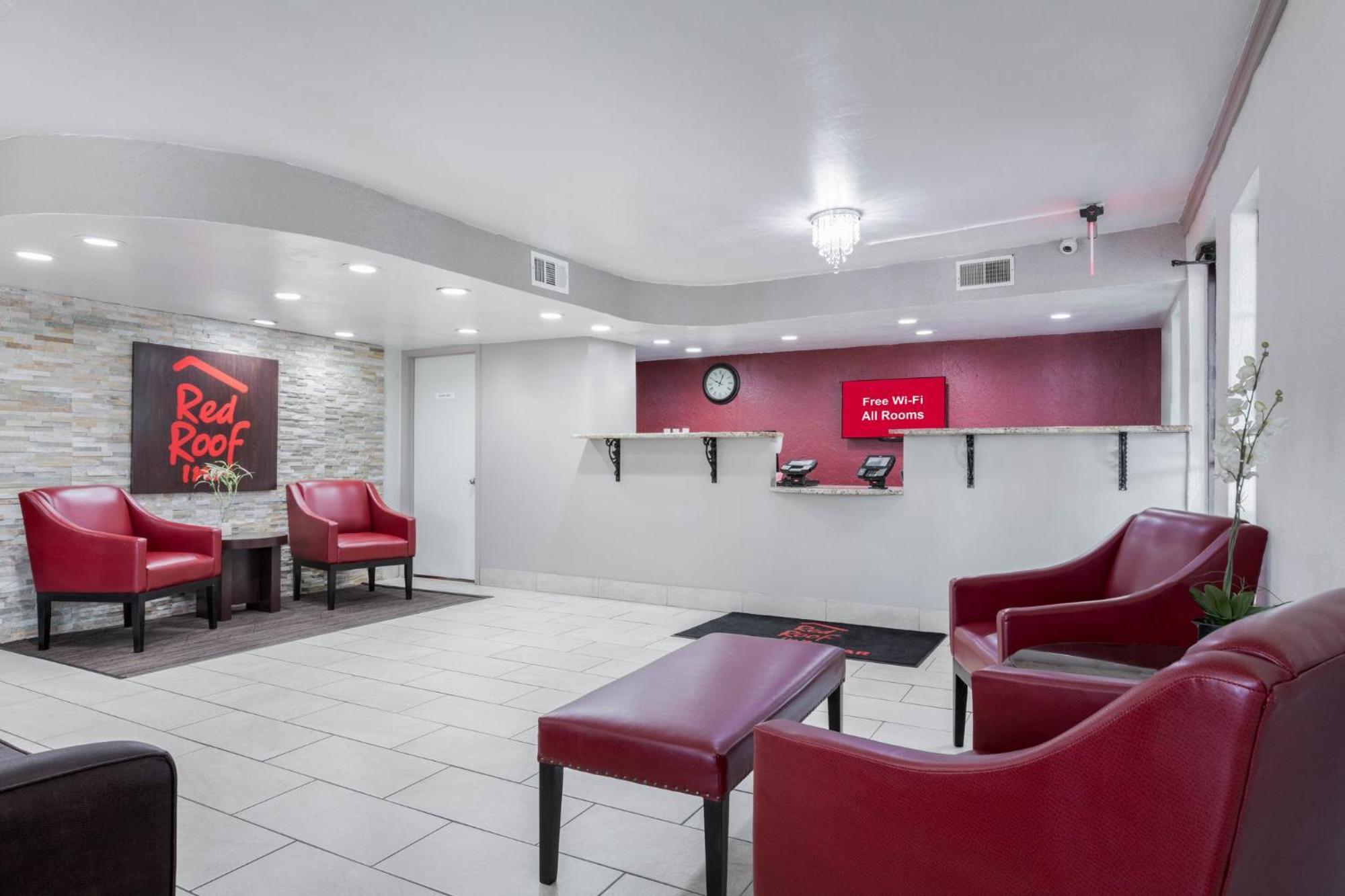 Red Roof Inn Форрест-Сити Экстерьер фото