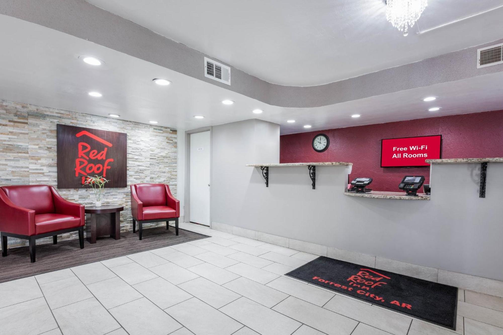 Red Roof Inn Форрест-Сити Экстерьер фото